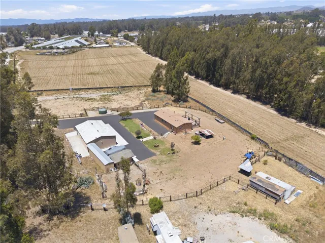 955 Guadalupe Road, Arroyo Grande, California 93420