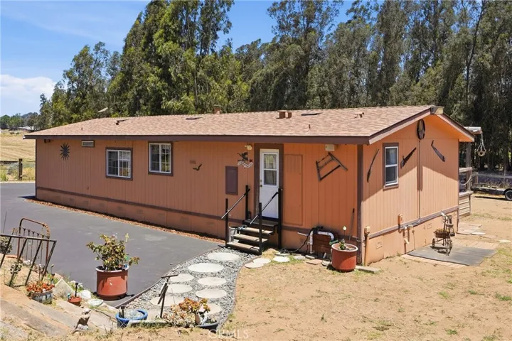 955 Guadalupe Road, Arroyo Grande, California 93420