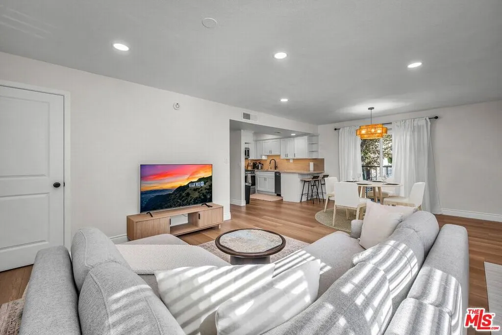 1405 N Normandie Avenue, Los Angeles, California 90027 — photo 5