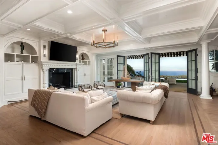 999 Romero Canyon Road, Montecito, California 93108