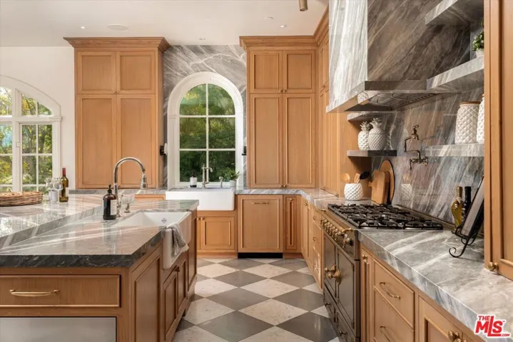 999 Romero Canyon Road, Montecito, California 93108