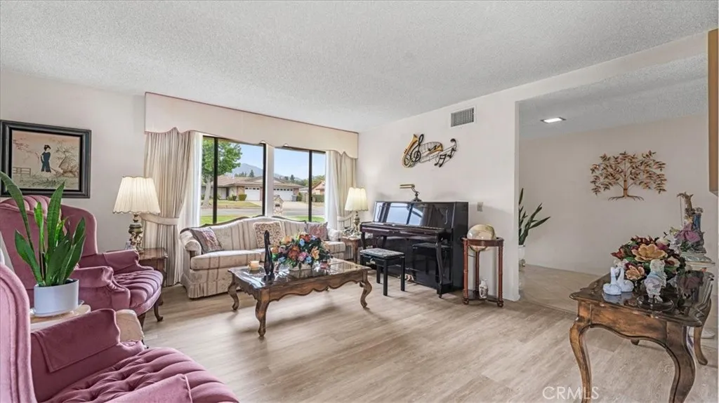 532 Chouinard Circle, Claremont, California 91711 — photo 4