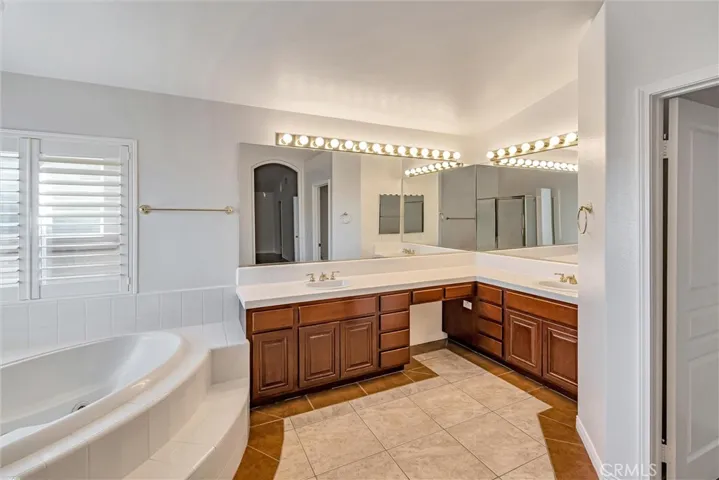 19754 Mariposa Creek Way, Porter Ranch, California 91326