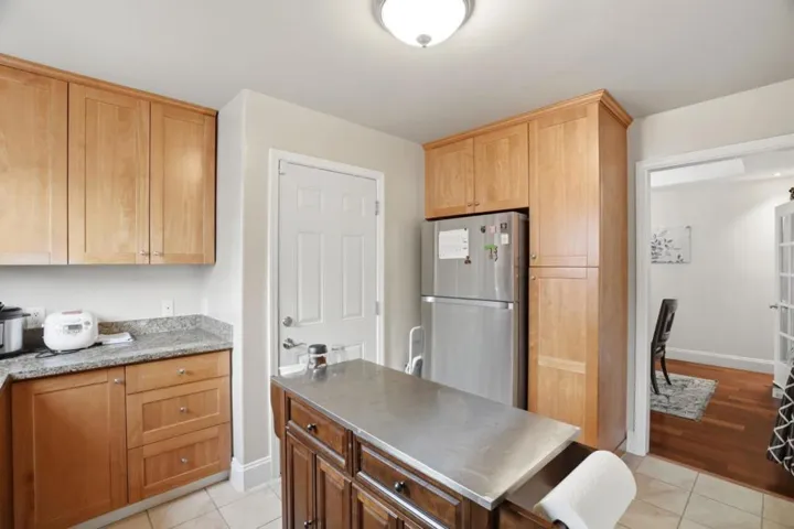 126 W 39th Avenue, San Mateo, California 94403