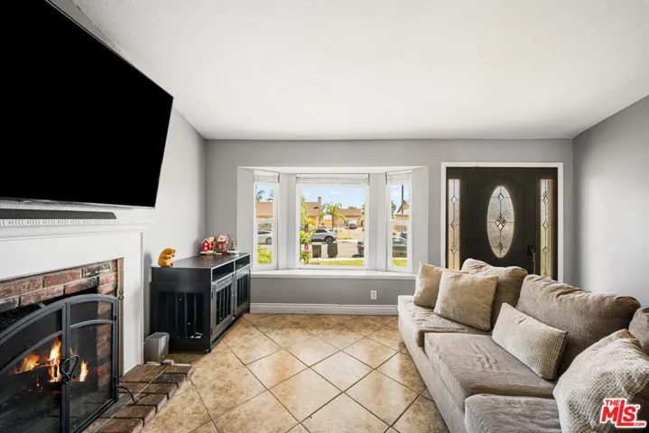 1350 W Morgan Street, Rialto, California 92376