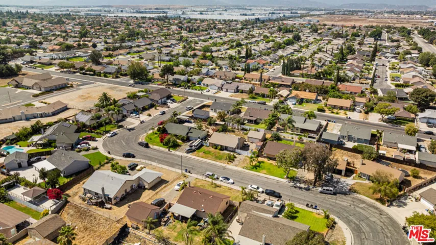 1350 W Morgan Street, Rialto, California 92376