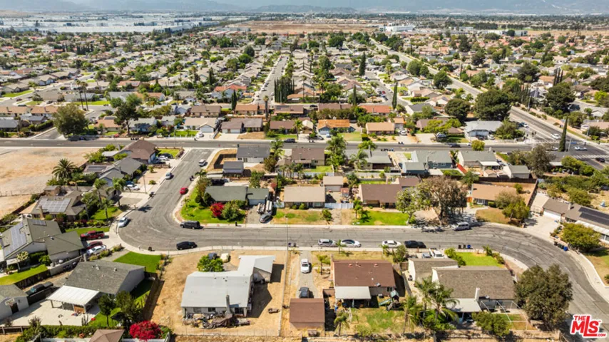 1350 W Morgan Street, Rialto, California 92376