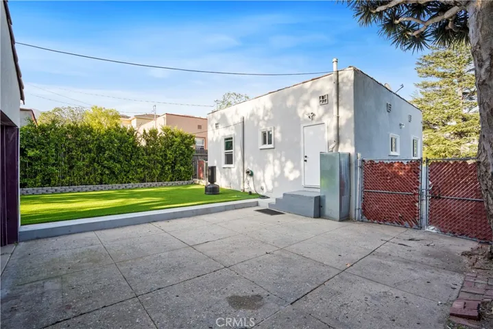 4615 Grand, La Canada Flintridge, California 91011