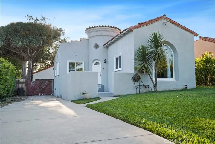 4615 Grand, La Canada Flintridge, California 91011