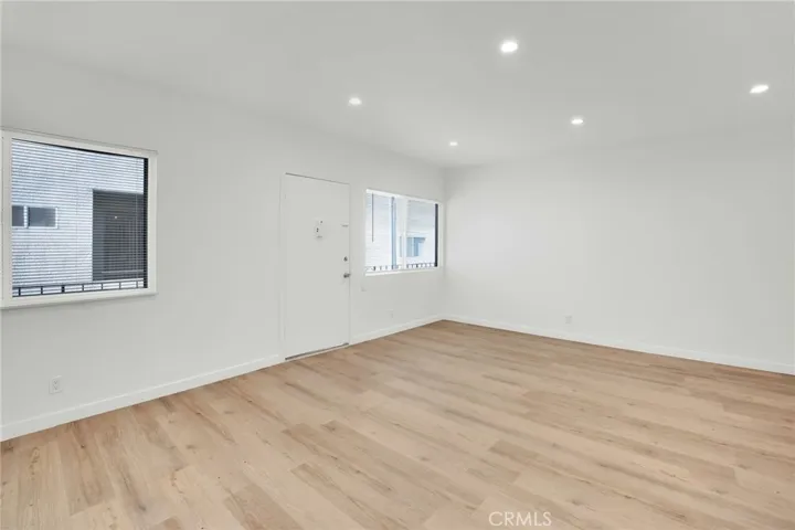 13018 Valleyheart Drive 4, Studio City, California 91604