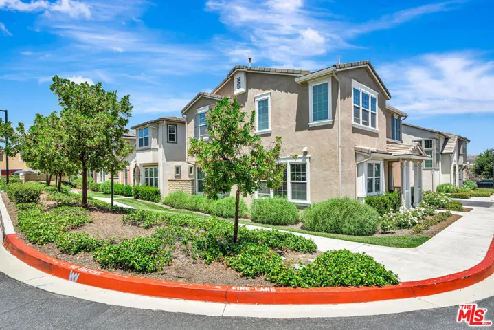 24266 Verdugo Circle, Valencia, California 91354