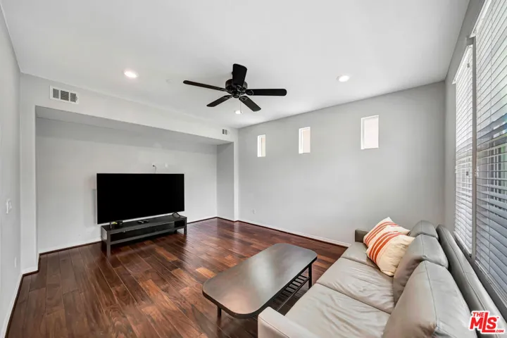 24266 Verdugo Circle, Valencia, California 91354