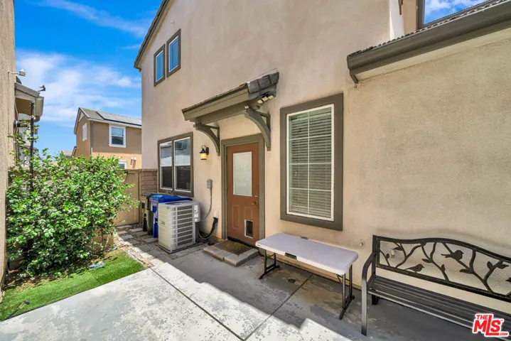24266 Verdugo Circle, Valencia, California 91354