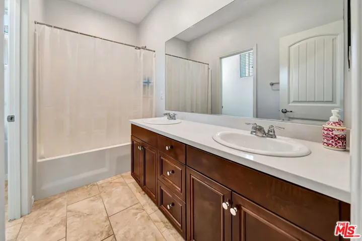 24266 Verdugo Circle, Valencia, California 91354