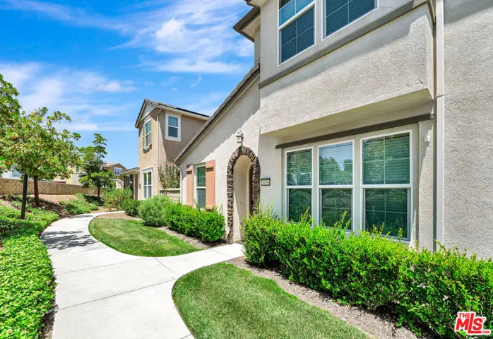 24266 Verdugo Circle, Valencia, California 91354