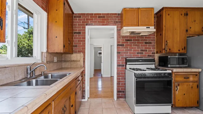 1144 Atwater Street, San Diego, California 92154