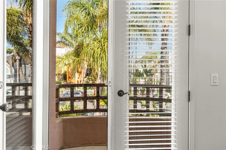 609 21st, Huntington Beach, California 92648