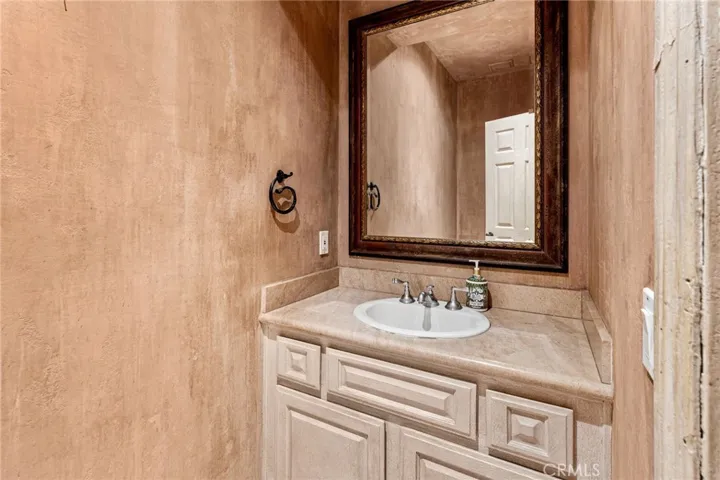 609 21st, Huntington Beach, California 92648