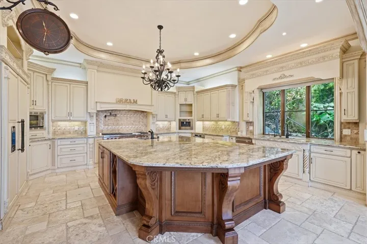 841 Via Somonte, Palos Verdes Estates, California 90274