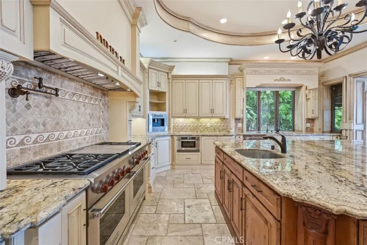841 Via Somonte, Palos Verdes Estates, California 90274