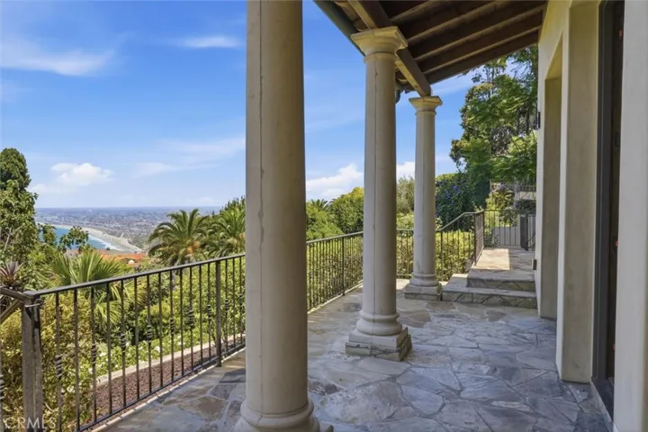 841 Via Somonte, Palos Verdes Estates, California 90274