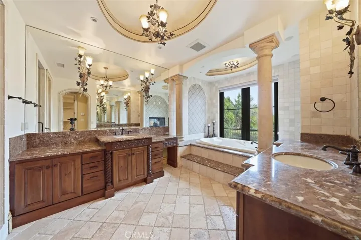 841 Via Somonte, Palos Verdes Estates, California 90274