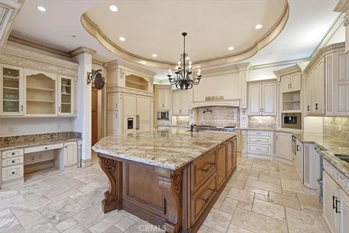 841 Via Somonte, Palos Verdes Estates, California 90274