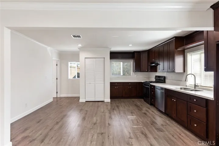 136 N Rampart Boulevard, Los Angeles, California 90026