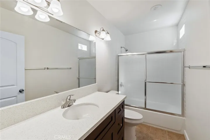 136 N Rampart Boulevard, Los Angeles, California 90026
