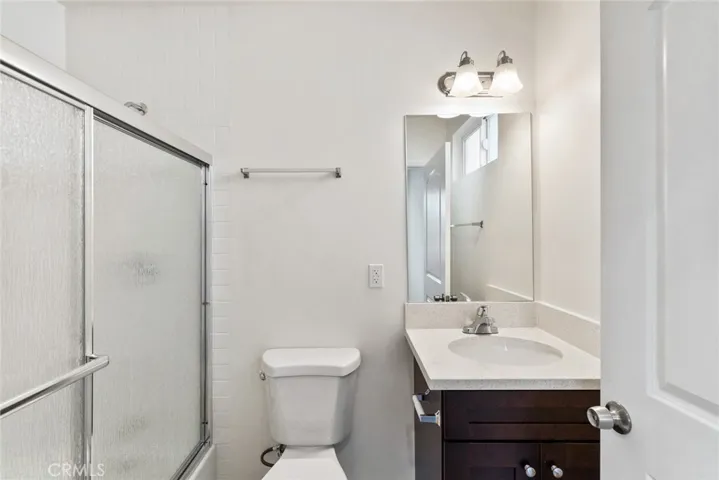 136 N Rampart Boulevard, Los Angeles, California 90026