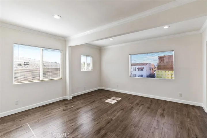 136 N Rampart Boulevard, Los Angeles, California 90026