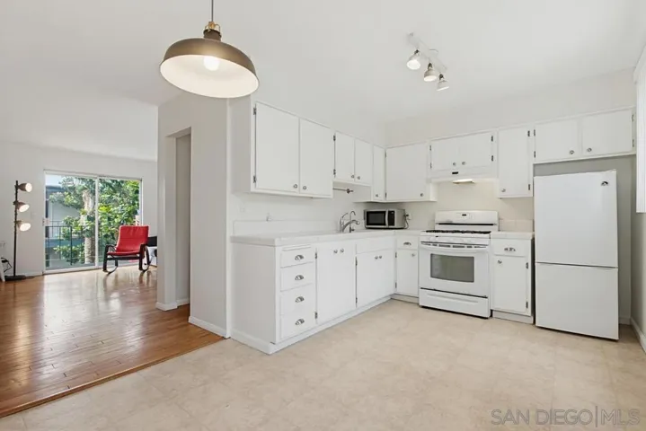, San Diego, California 92117