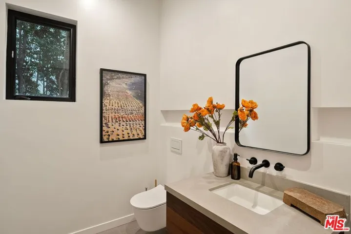 10326 Keswick Avenue, Los Angeles, California 90064