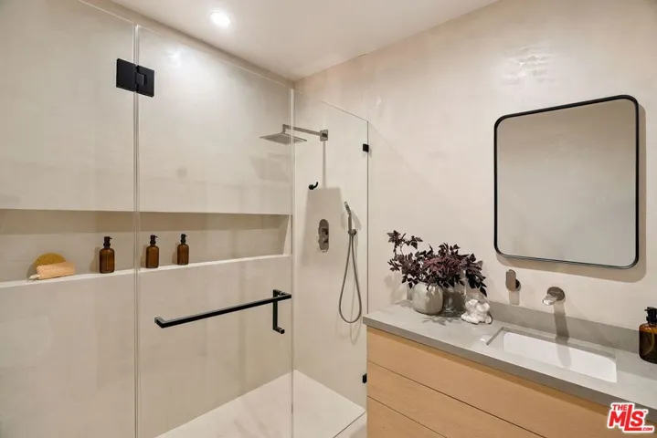 10326 Keswick Avenue, Los Angeles, California 90064