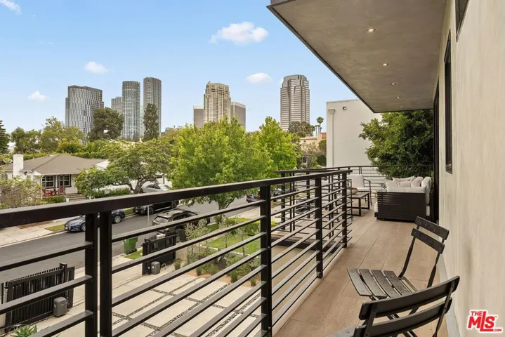 10326 Keswick Avenue, Los Angeles, California 90064