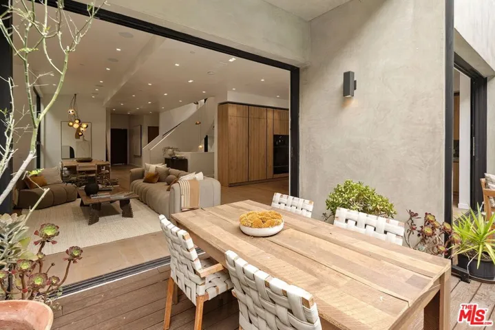 10326 Keswick Avenue, Los Angeles, California 90064