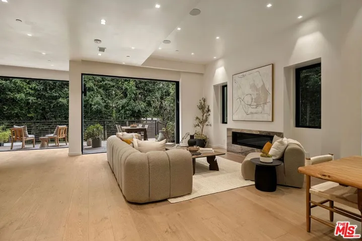 10326 Keswick Avenue, Los Angeles, California 90064
