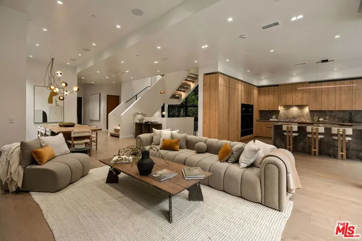 10326 Keswick Avenue, Los Angeles, California 90064