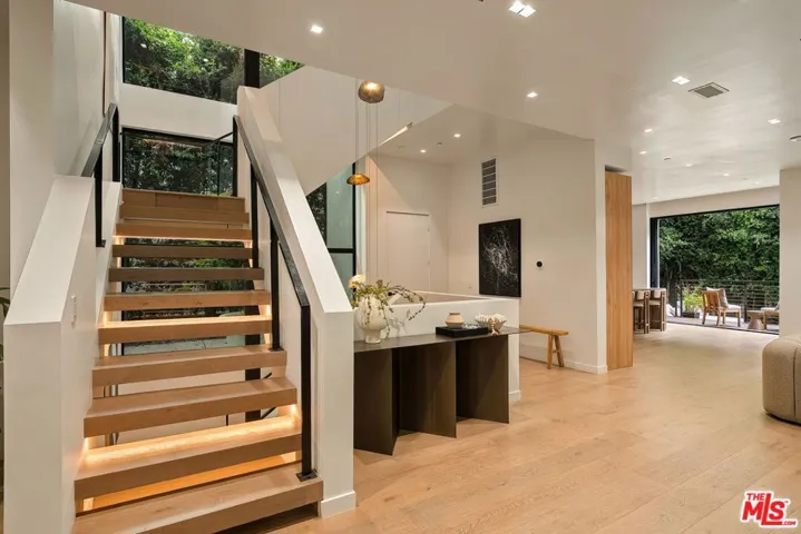 10326 Keswick Avenue, Los Angeles, California 90064