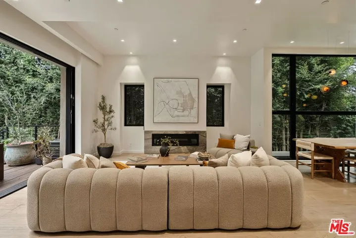 10326 Keswick Avenue, Los Angeles, California 90064