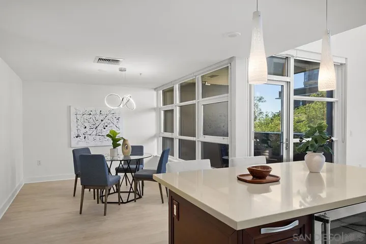 1325 Pacific Highway 313, San Diego, California 92101