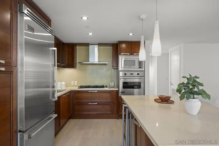 1325 Pacific Highway 313, San Diego, California 92101