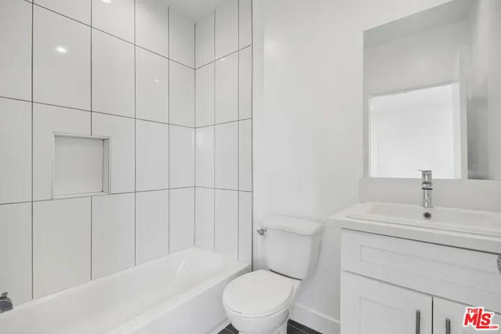 6334 1/2 Beck Avenue, North Hollywood, California 91606