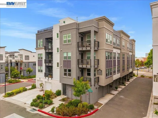 2802 Tradewind Ct, Alameda, California 94501