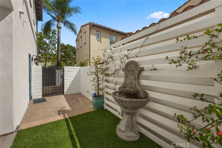 Side patio off formal dining room.