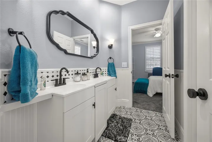 Upstairs bathroom.