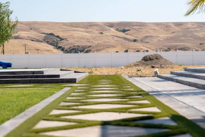 194 Lantz Drive, Morgan Hill, California 95037