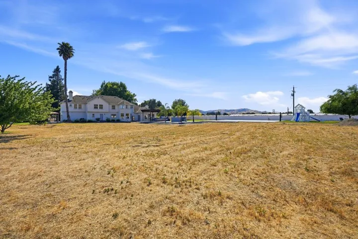 194 Lantz Drive, Morgan Hill, California 95037