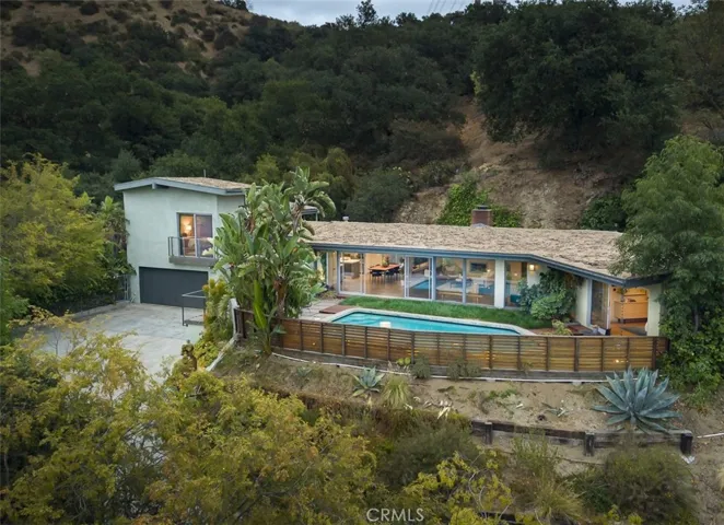 2770 Mira Vista Drive, Glendale, California 91208
