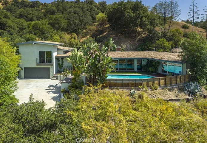 2770 Mira Vista Drive, Glendale, California 91208